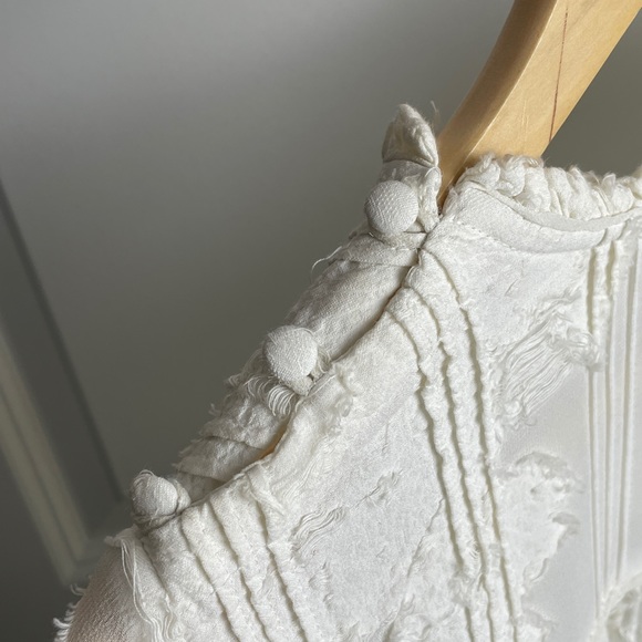 Wilfred Flowy Distressed Top - Picture 3 of 3